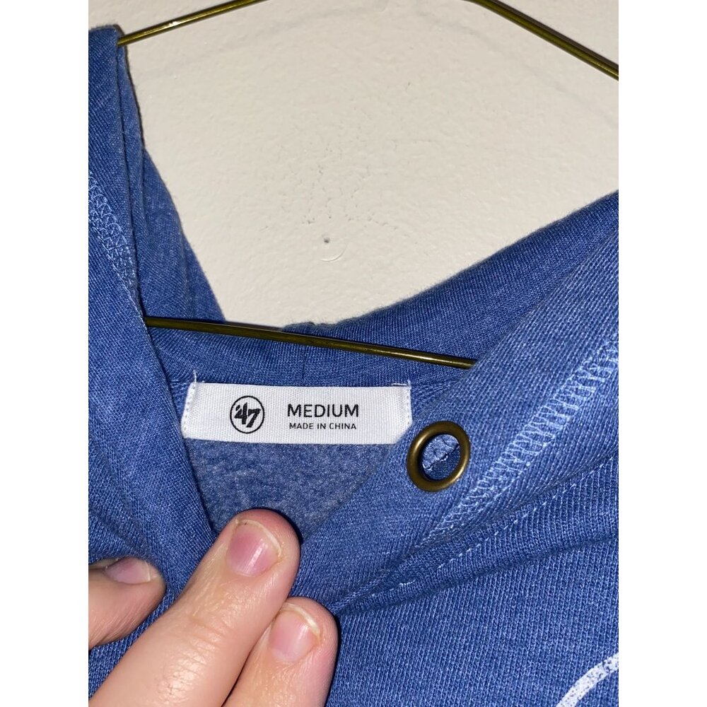 Women's 47 Brand Chicago Cubs Red White Blue Striped Cropped Hoodie Size Medium - Picture 3 of 3